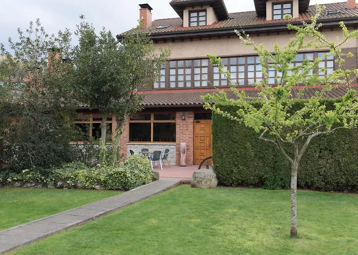 La Casona De Entralgo