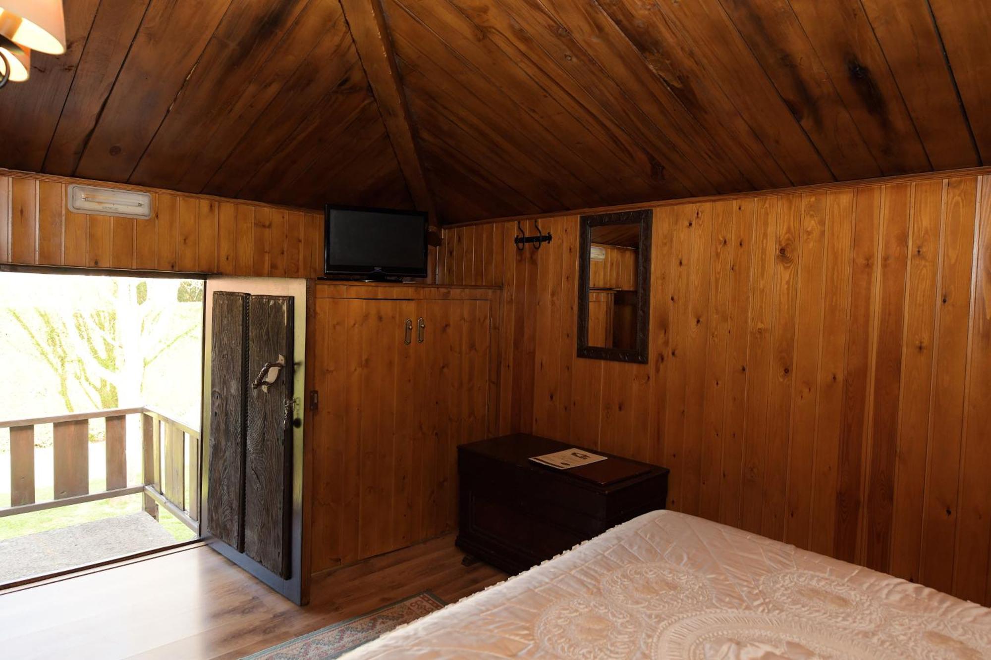 La Casona De Entralgo Casa rural *